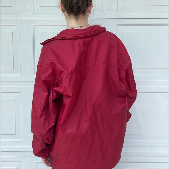 Vintage Capsize Sport Windbreaker
Size Small, fits big - Picture 2 of 2